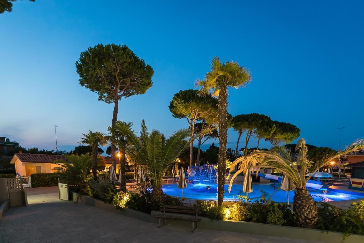 Mediterranee Family Hotel & Spa Bibione Esterno foto