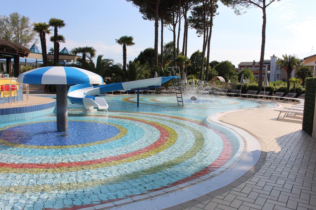 Mediterranee Family Hotel & Spa Bibione Esterno foto